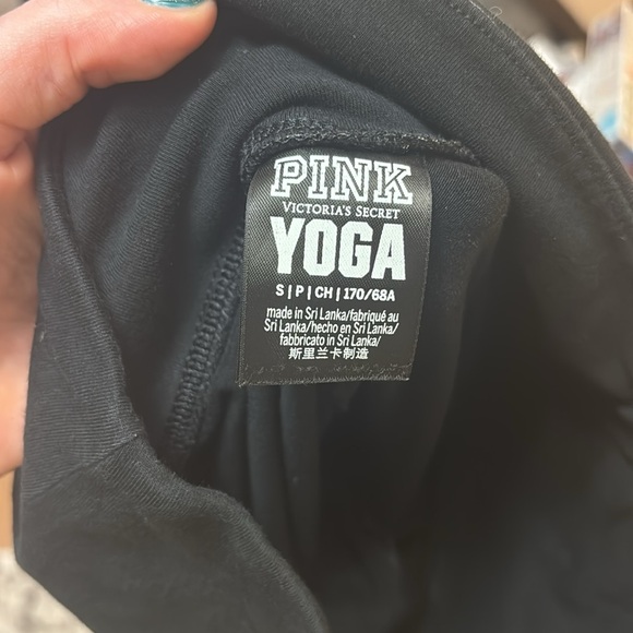 PINK Yoga Pants - Black - Size SMALL - Picture 3 of 3